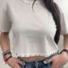 T-shirt borchie crop top - immagine 2