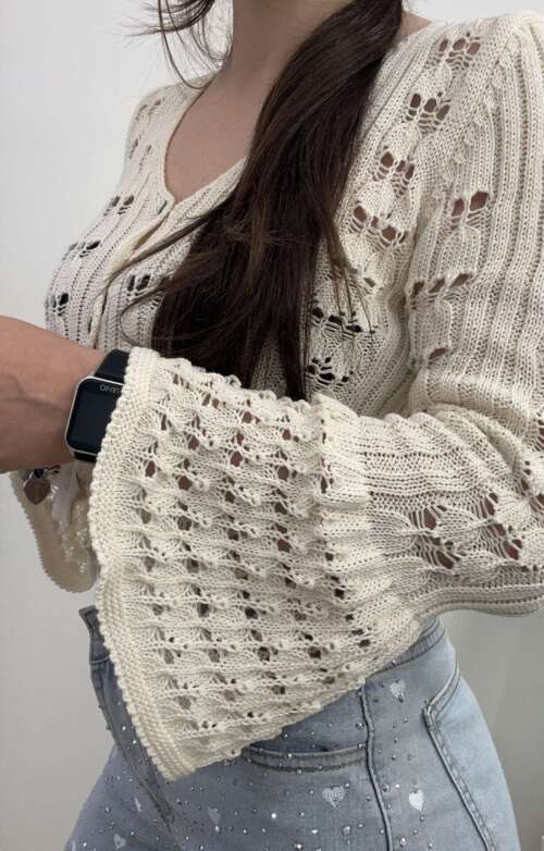 Cardigan perforated