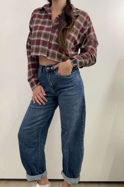 Alternative view of Camicia cropped
